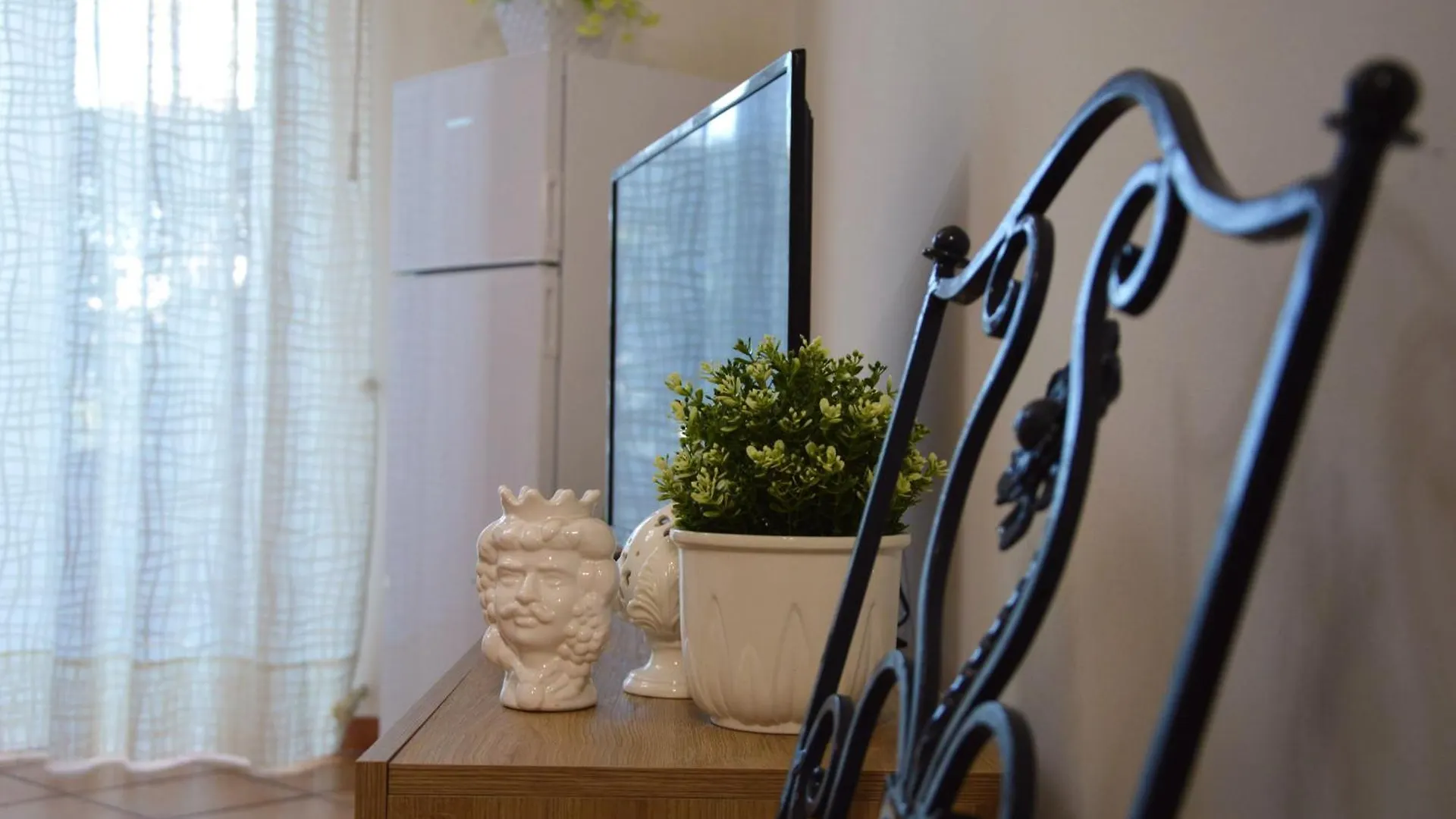 Rita Little House Apartman Mascali