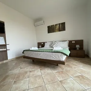 Appartamento Maison De Cheeramie - Tourist Tra Mare E Etna